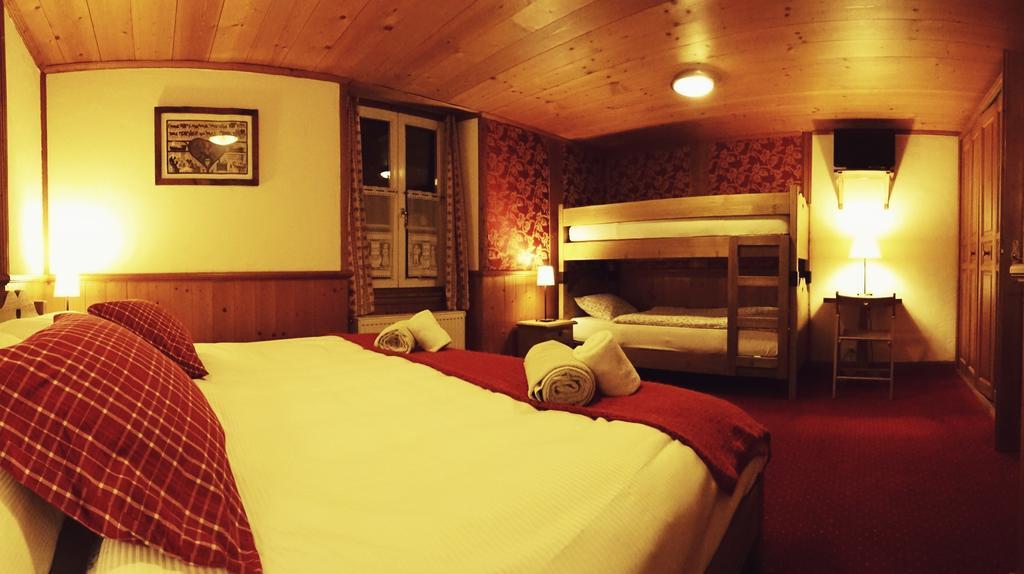 Family B&B Le Vieux Chalet Шато-д'Э Номер фото
