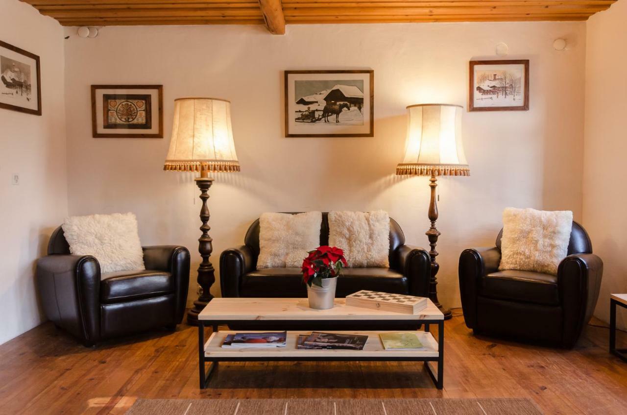 Family B&B Le Vieux Chalet Шато-д'Э Экстерьер фото